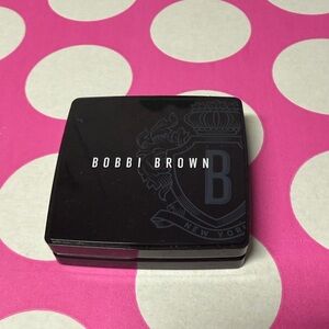Bobbi Brown Elegant  Compact makeup golden finish powder